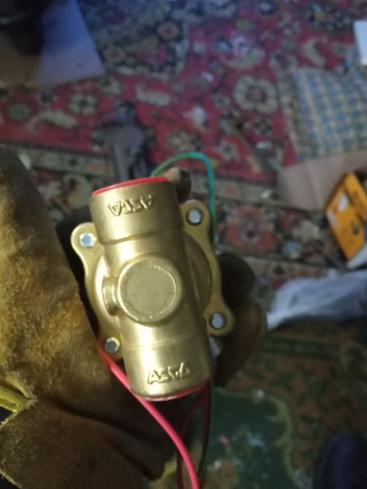 Электромагнитный клапан