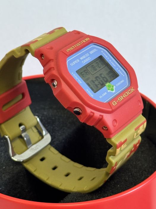 Ceas Casio G-Shock DW-5600SMB Mario aproape nou