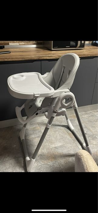 Scaun de masa bebelusi