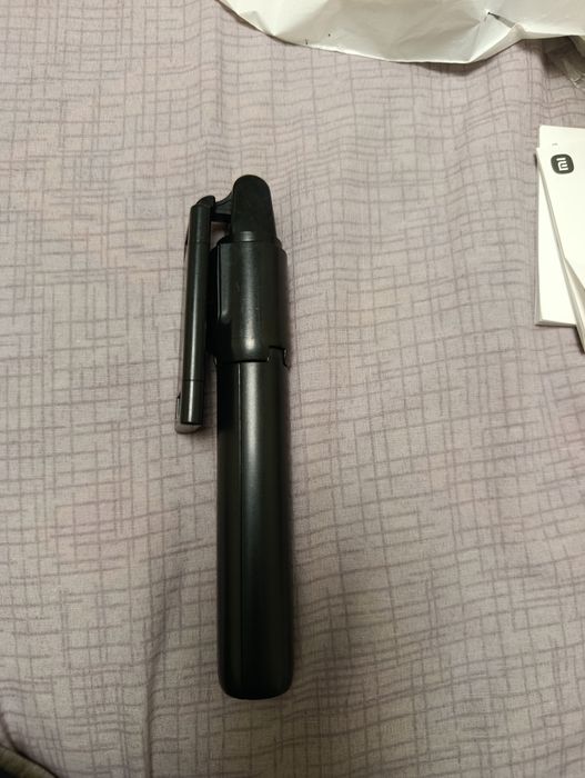 Селфи палка в хорошем состоянии