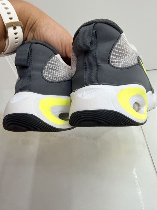 Кроссовки  Nike