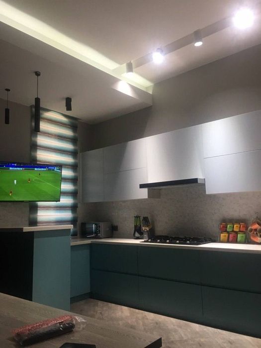 Сдаётся Hi-tech квартира в новостройке ! Парус