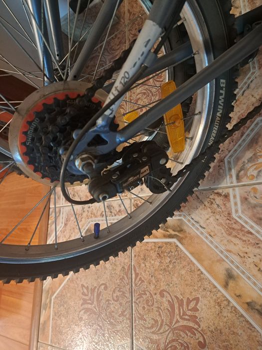 BTWIN Bicicletă pliabilă Fold120 Gri +cauciucuri tip MTB+ accesorii
Bicicletă pliabilă Fold120 Gri