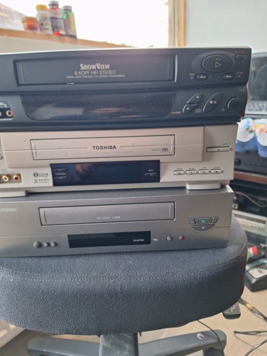 Video VHS 6 capete toshiba,grundig,tevion,universum ,tvp