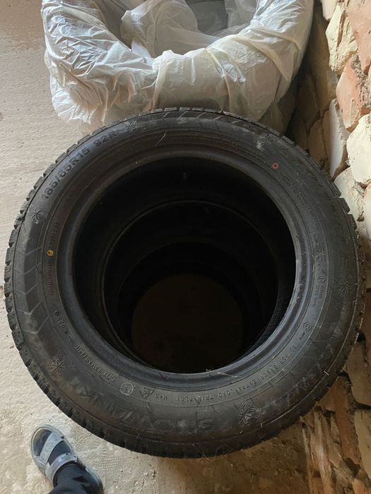 185/65/15 Трейнджл Новый