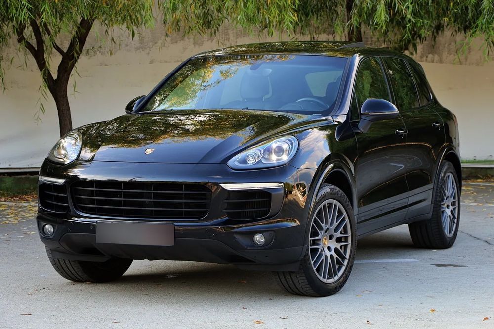 Porsche Cayenne PORSCHE CAYENNE  Platinum Edition / Pano / Sport Crono