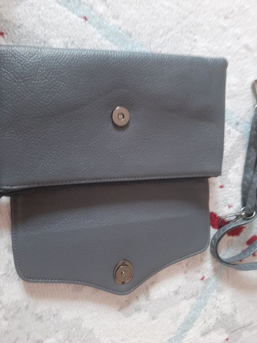 Продаю женский клатч