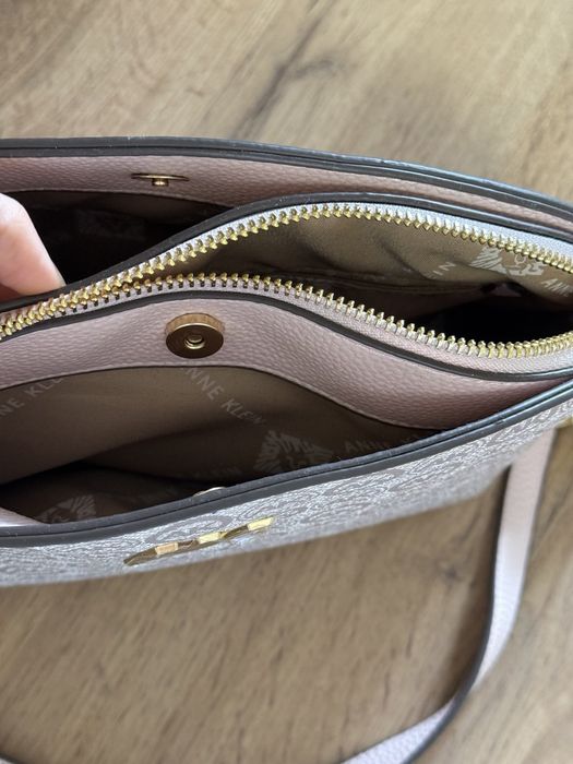 Продам сумку оригинал бренда ANNE KLEIN