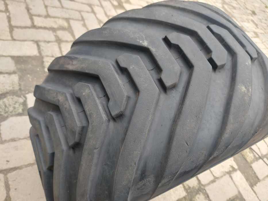 O bucată 400/60 15.5 149A6/143A8 14PLY BKT Traction 882