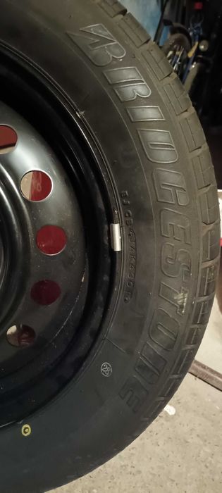 Резервна гума от Тойота Корола Версо 2002 г.