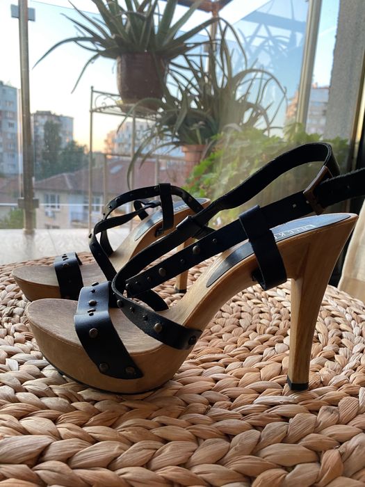 Сандали с ток, Nickels, 40