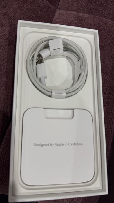 Продам айфон 14 128 гб