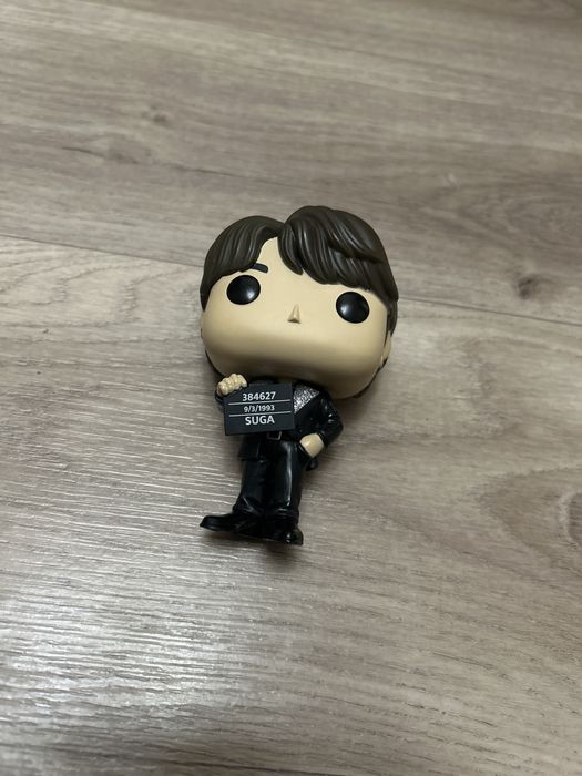 POP фанко поп Suga