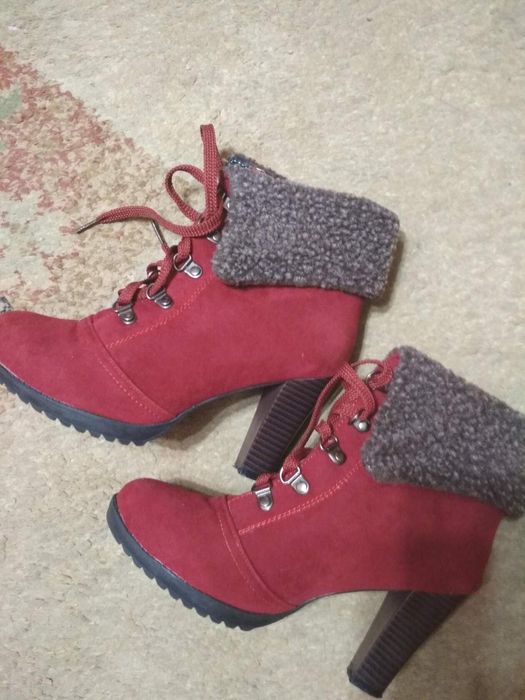 Ботинки женские демисезонные