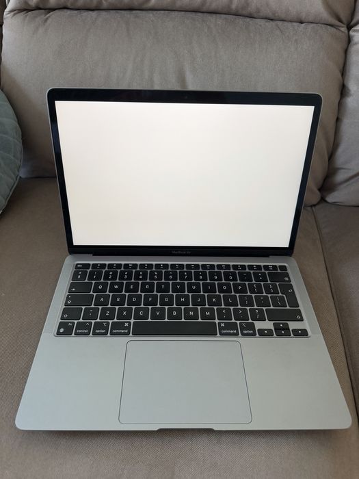 Macbook air m1 256gb