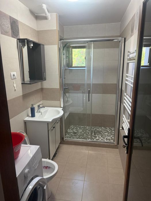 Proprietar – Închiriez apartament 2 camere DECOMANDAT, 56 mp, Nicolina 2 – Str. Clopotari, Etaj 3