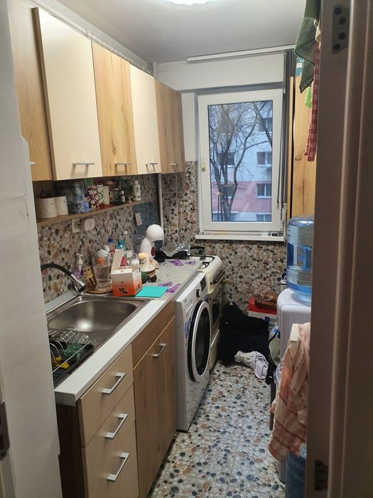 Apartament 3 camere  Aleea Vergului Bl 18 , sect 2