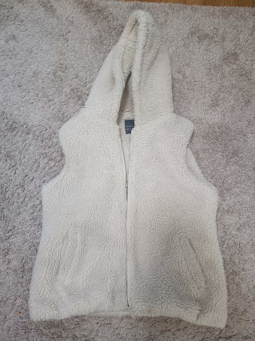 Много топъл и пухкав елек Primark