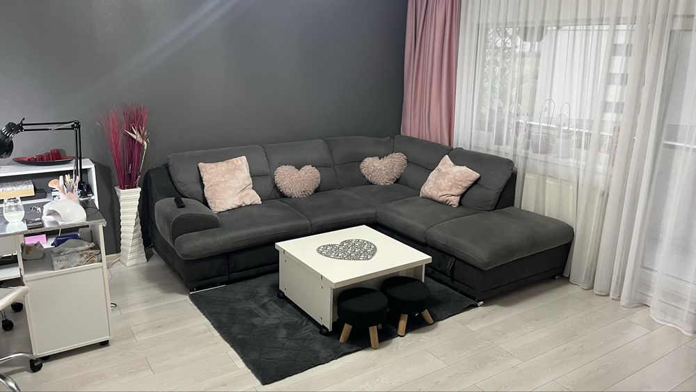 Vand apartament cu 2 camere
