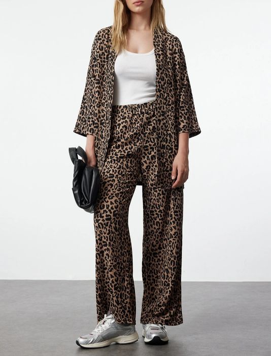 Дамски сет от две части -M