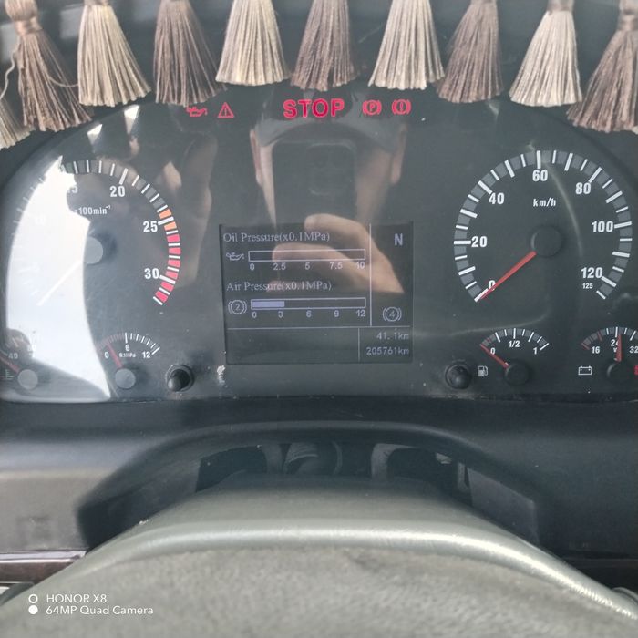 HOWO  2019 км 205 минг