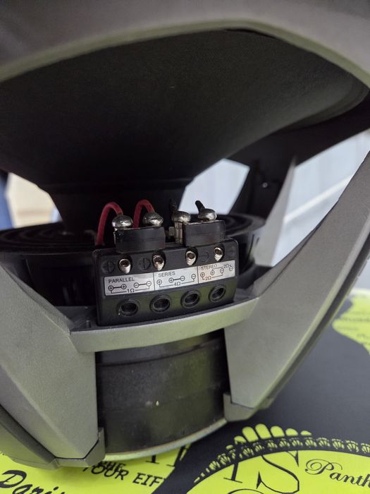 Бас Каса Hertz SX380D SPL Show 15"