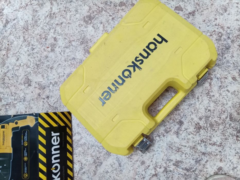 Инструмент перфоратор