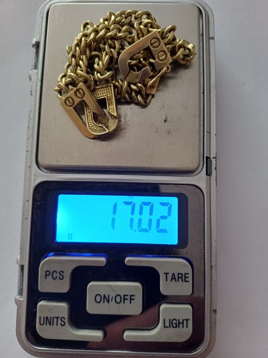 Продавам мъжка златна гривна!