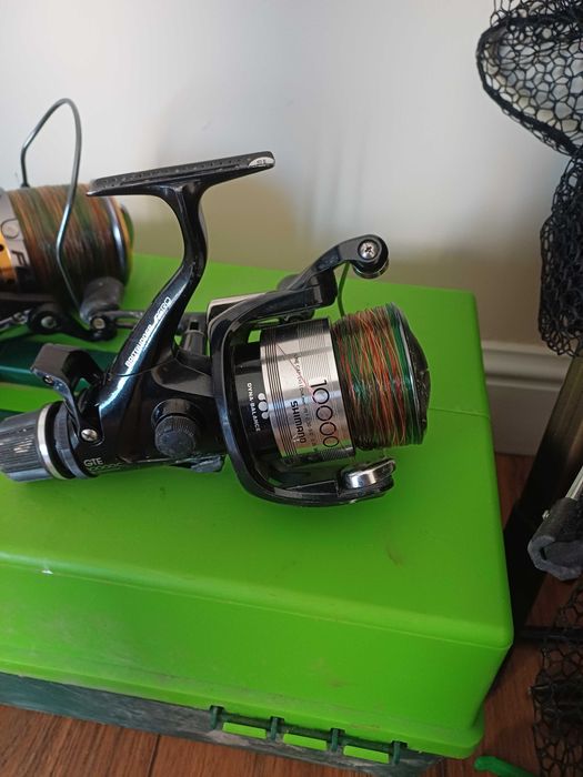 Vând set de pescuit la crap – calitate bună, funcțional excelent