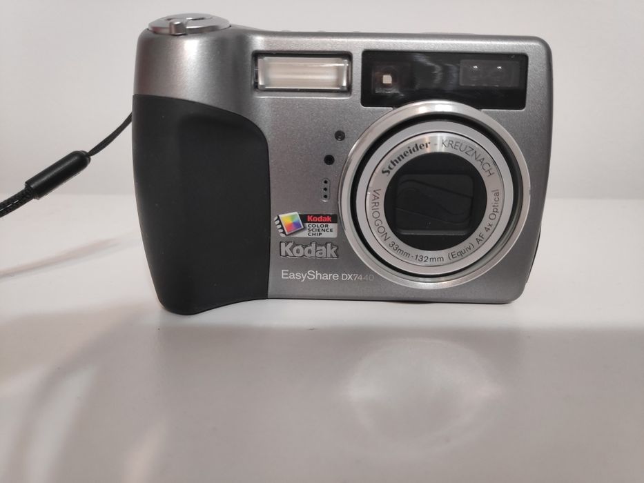 Kodak Easyshare DX7440 4 MP Digital Camera 4x Optical Zoom