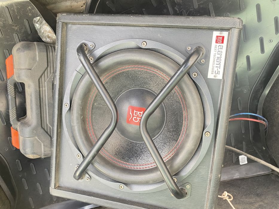 Продам сабвуфер 5 элемент