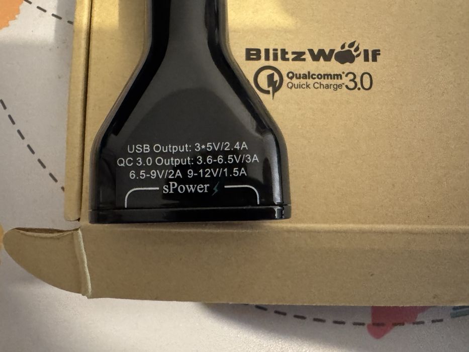 Incarcator auto Blitzwolf 4 usb