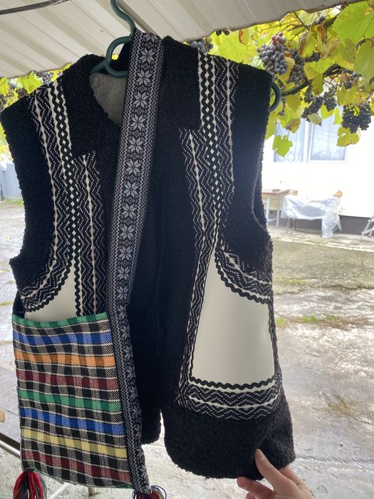 Bundite  de copii - veste popualre lucram pe comanda si pe stoc