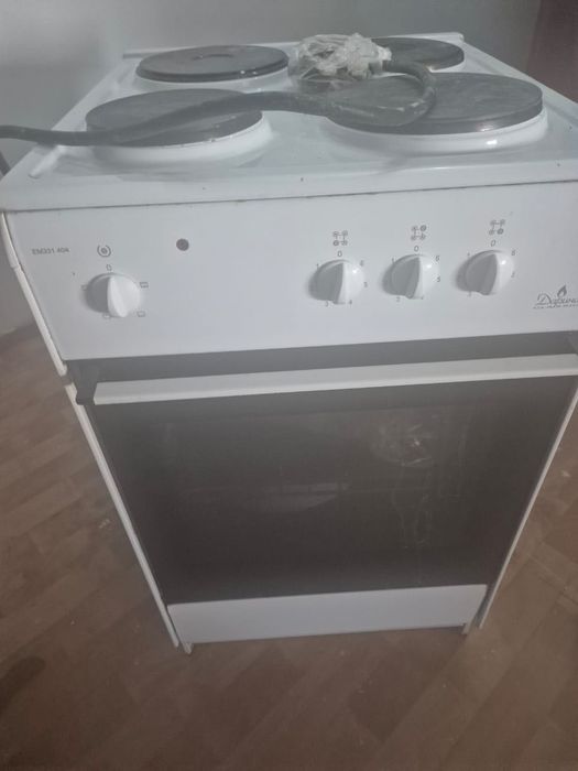 Отдам даром электроплиту