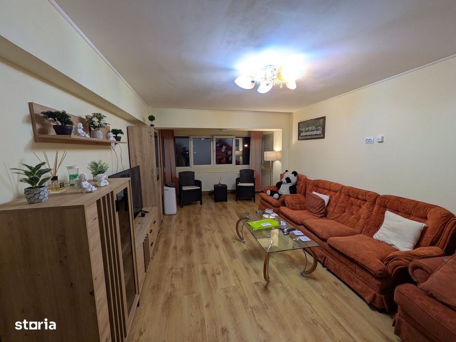 Apartament 3 camere cu balcon, gata de utilizare — fotografia 3