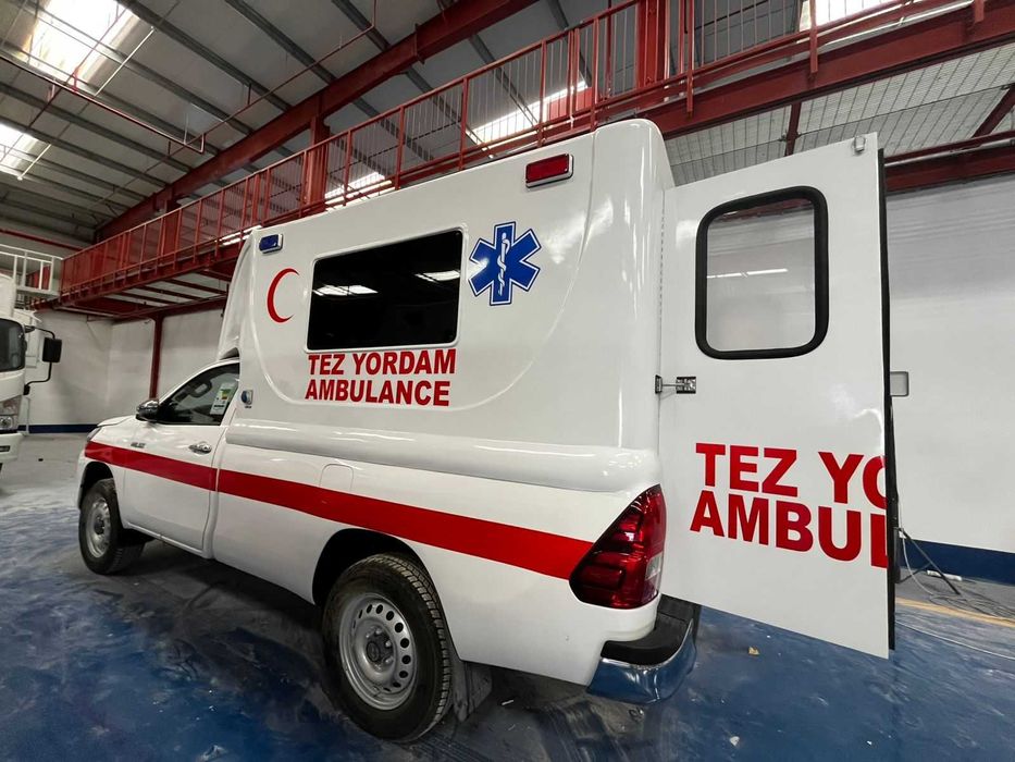 Машина скорой помощи Toyota Hilux Ambulance 4х4/ Цена Без Растаможки