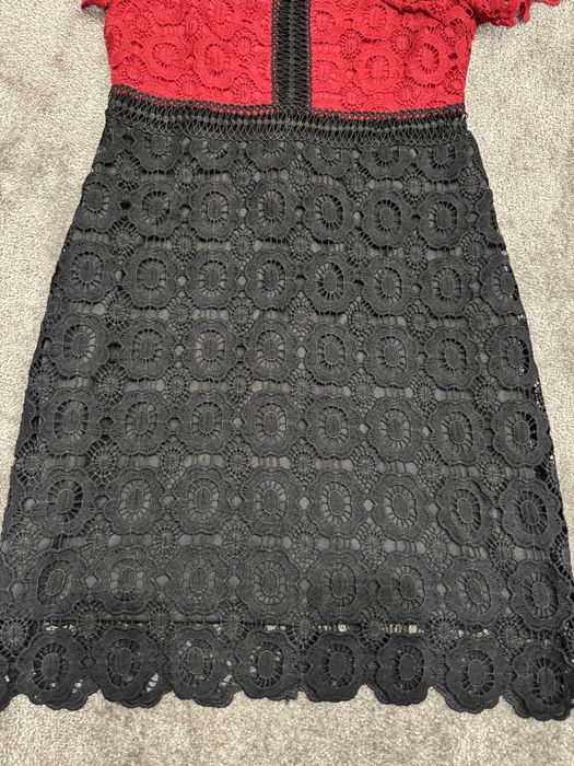 Дамска дантелена рокля. Размер С