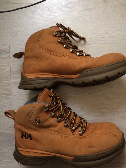 Топли и удобни обувки НН.