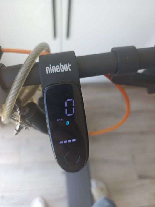 Електрически скутер Segway Ninebot F40I