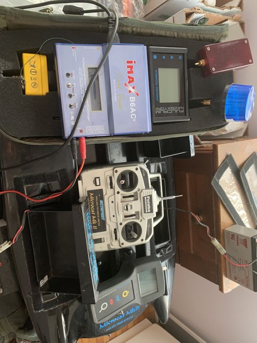 Microcat - MKII радио управляема лодка