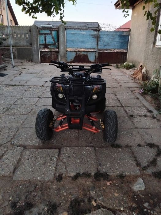 Vând atv 125 benzina