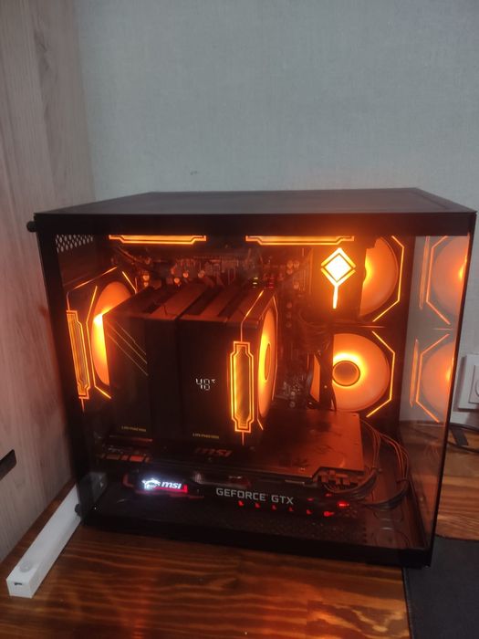 Продам компьютер игравой на базе  райзен 5