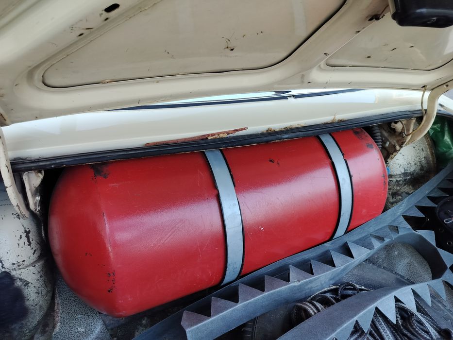 2,600$ СОТИЛАДИ  волга газ 31029