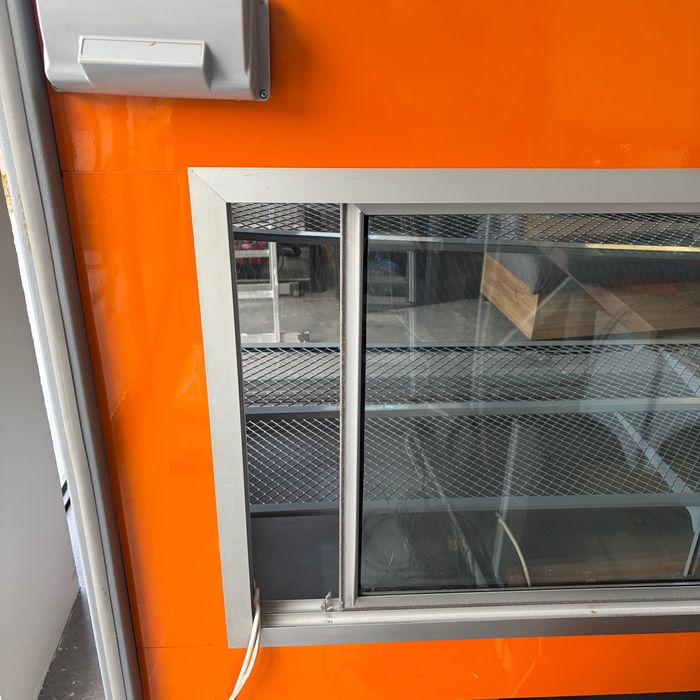 Хладилна витрина