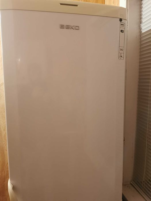 Хладилник с фризер БЕКО А клас