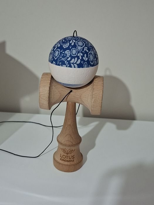 Kendama Lotus Bloom Antiskid V2