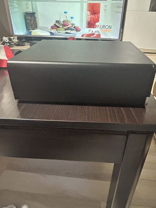 Настолен компютър HP плюс монитор