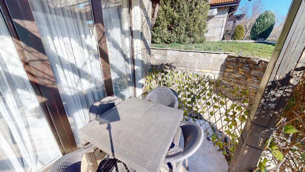 Тристаен апартамент с гледка море в к-с „Bay View Villas“, Кошарица