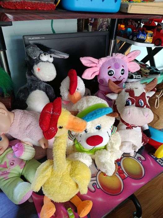 Продаю говорящие игрушки