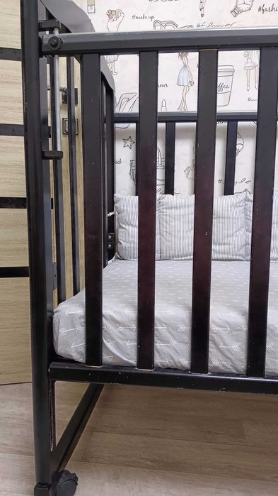 Кроватка детская